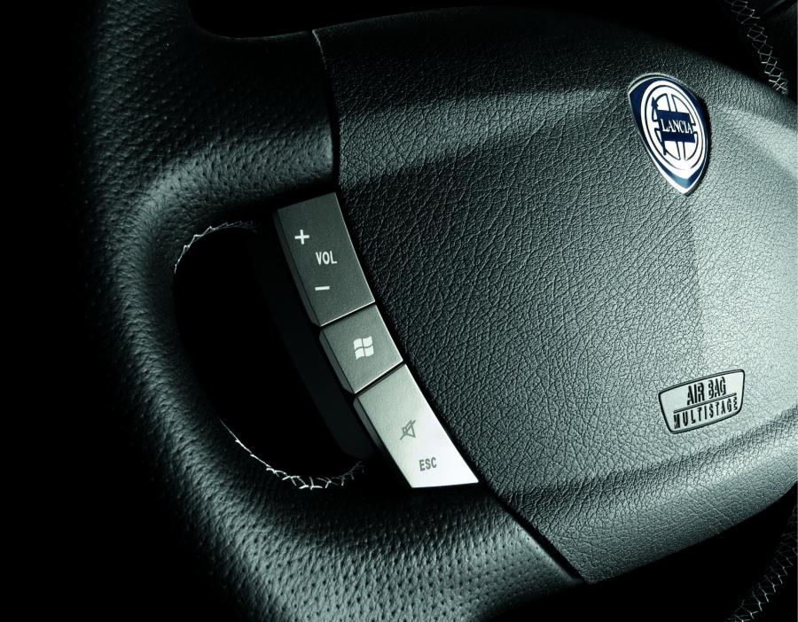 Lancia Ypsilon 2007 года  (фото 10 из 49)